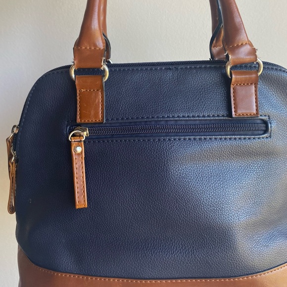 Navy Roots 73 Rounded Bag - Picture 7 of 8